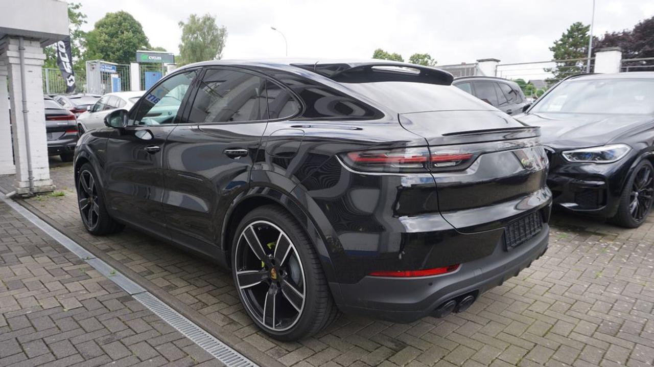 PORSCHE Cayenne Coupé 3.0 V6 E-Hybrid PLATINUM TETTO - posteriore-sx