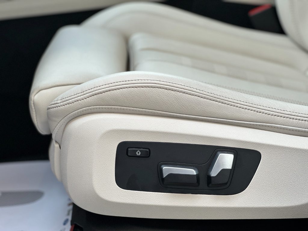 BMW X6 XDrive 30d 48V M-Sport - 25