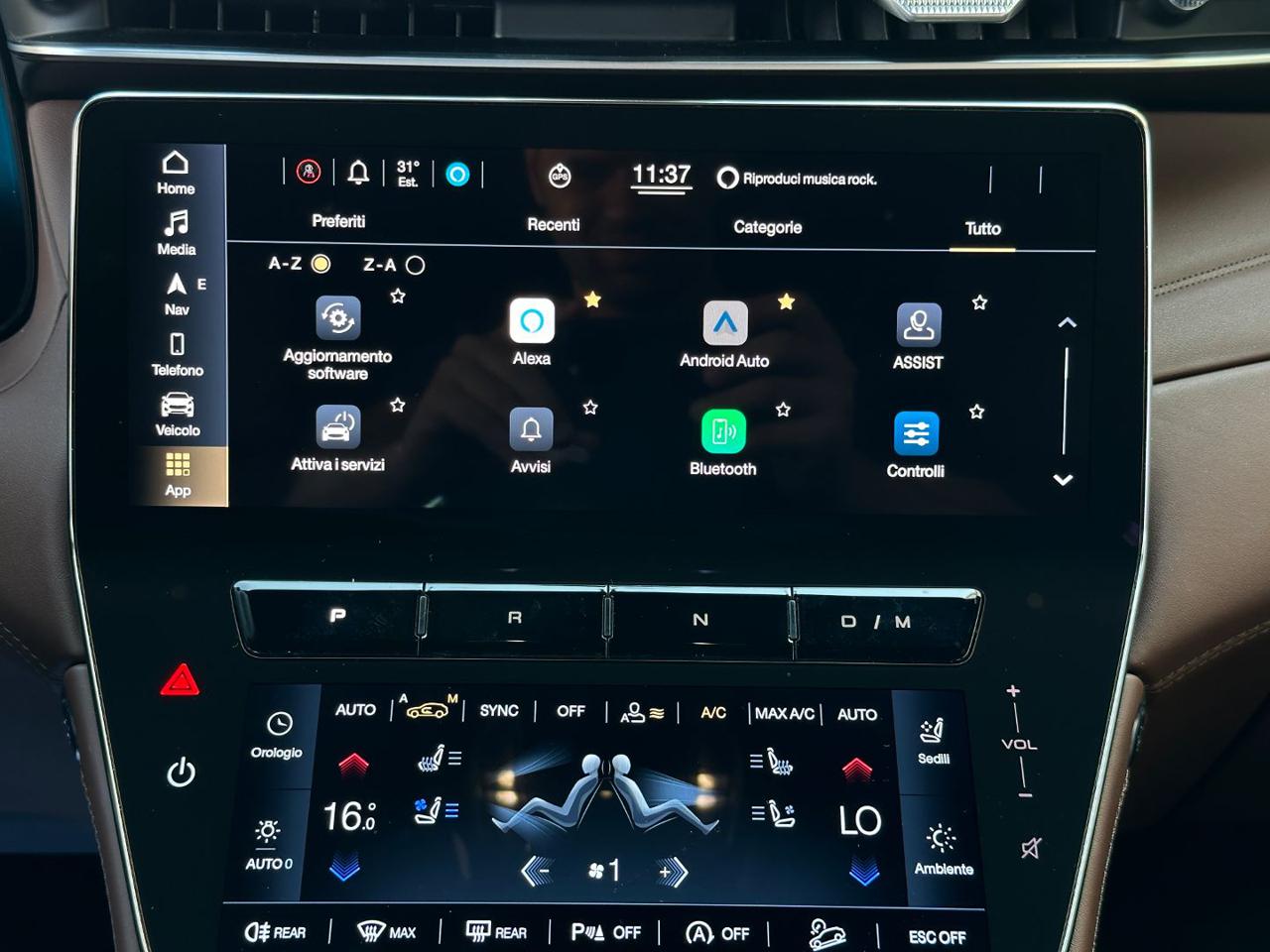 MASERATI Grecale 2.0 MHEV 300 CV GT - display-interno