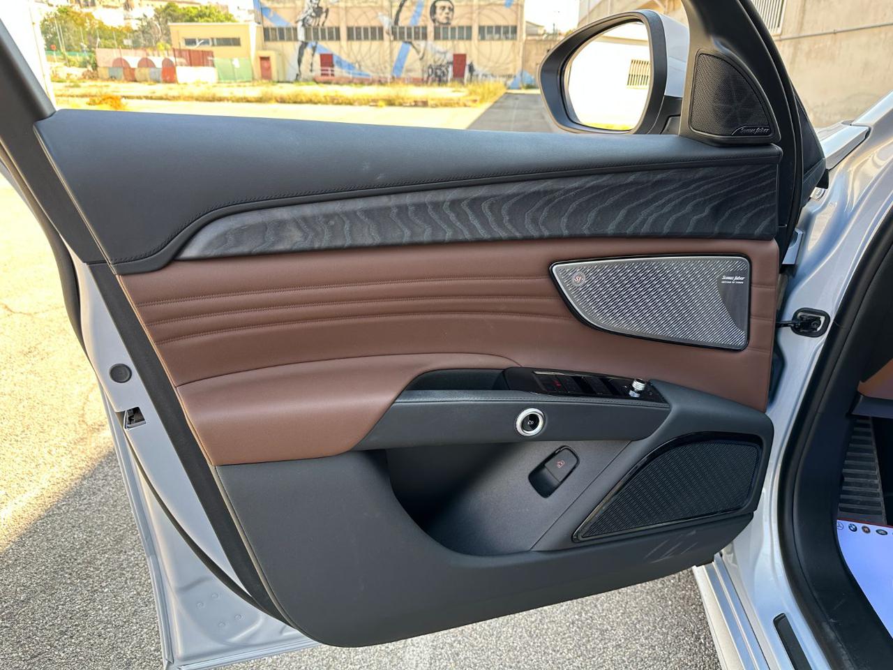 MASERATI Grecale 2.0 MHEV 300 CV GT - sportelli-interni