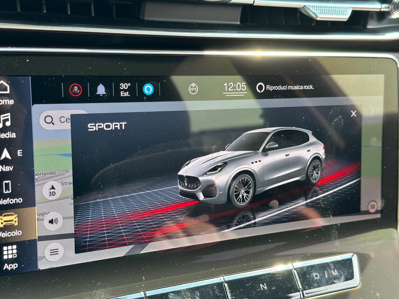 MASERATI Grecale 2.0 MHEV 300 CV GT - display-interno