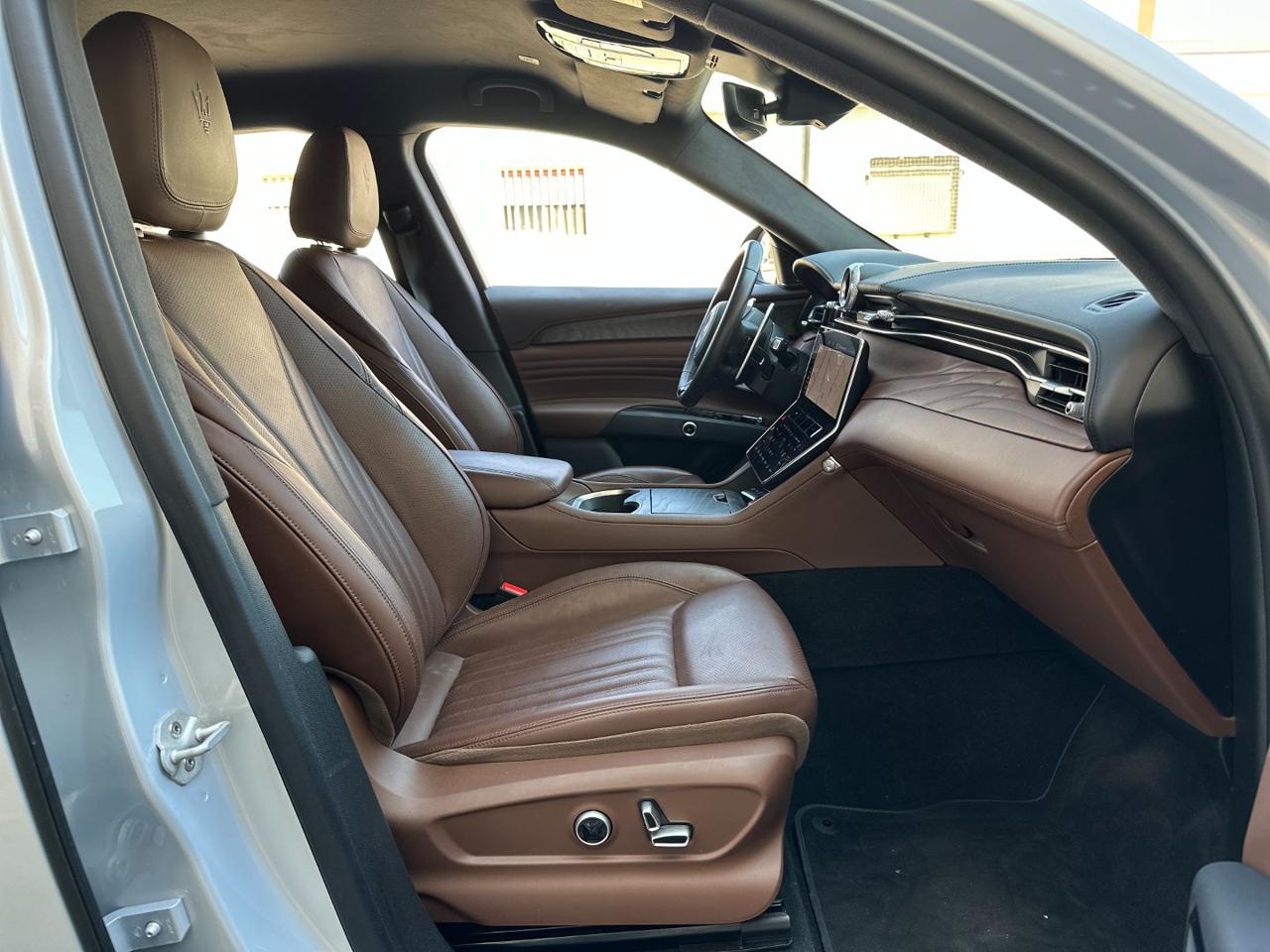 MASERATI Grecale 2.0 MHEV 300 CV GT - abitacolo-anteriore