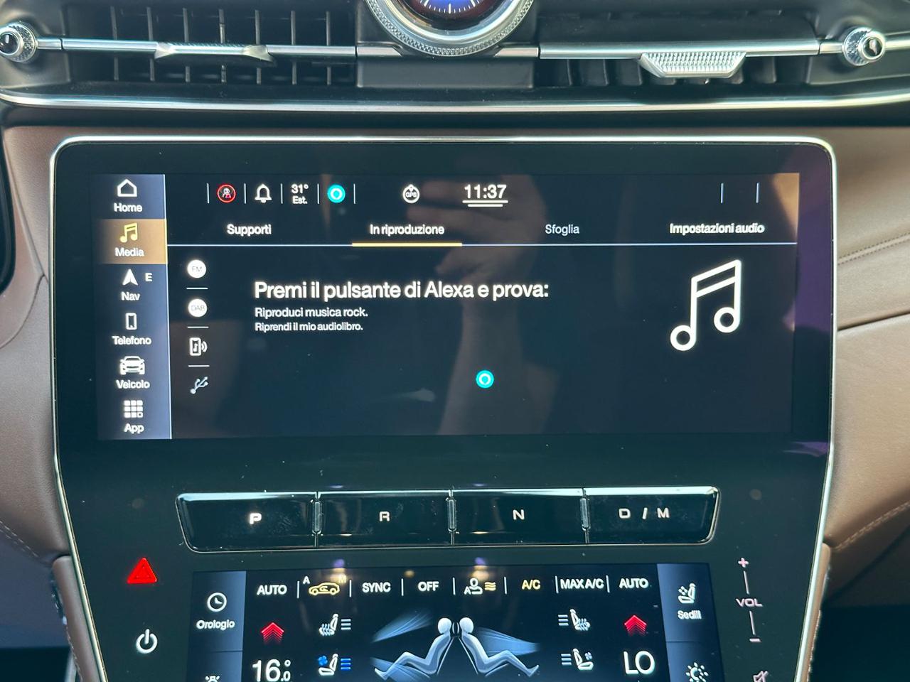 MASERATI Grecale 2.0 MHEV 300 CV GT - display-interno