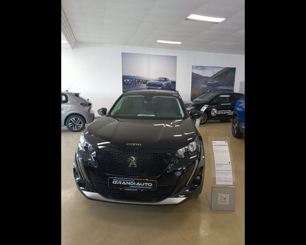 PEUGEOT 2008 e- Allure Pack 100kW - 2