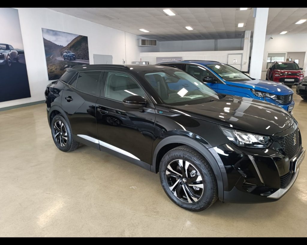 PEUGEOT 2008 e- Allure Pack 100kW - 3