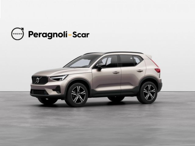 VOLVO XC40 B3 PLUS DARK AUTOMATICA 