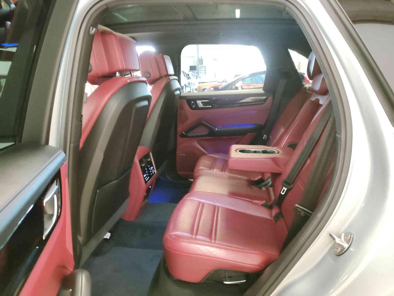 Cayenne 5