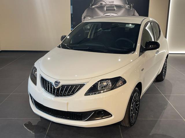 LANCIA Ypsilon 1.0 FireFly 5 porte Hybrid PLATINO 