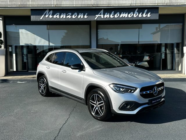 MERCEDES-BENZ GLA 250 Argento metallizzato