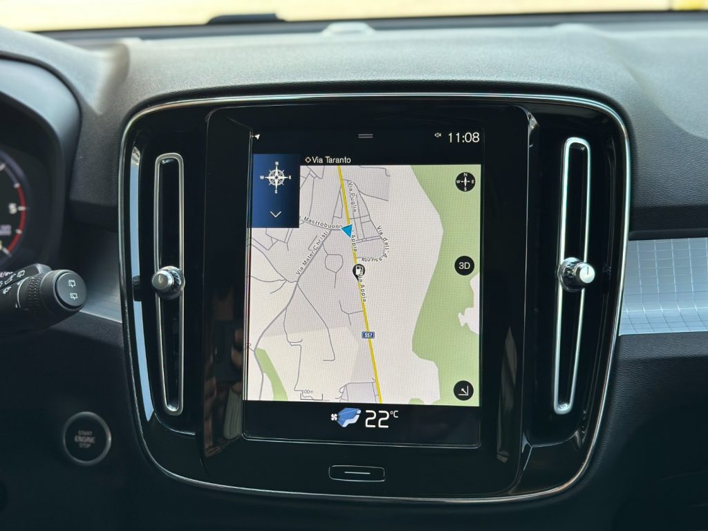 VOLVO XC40 D3 Geartronic Momentum Pro - 19