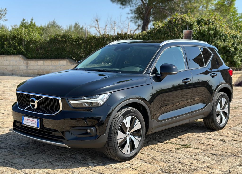 VOLVO XC40 D3 Geartronic Momentum Pro - 4
