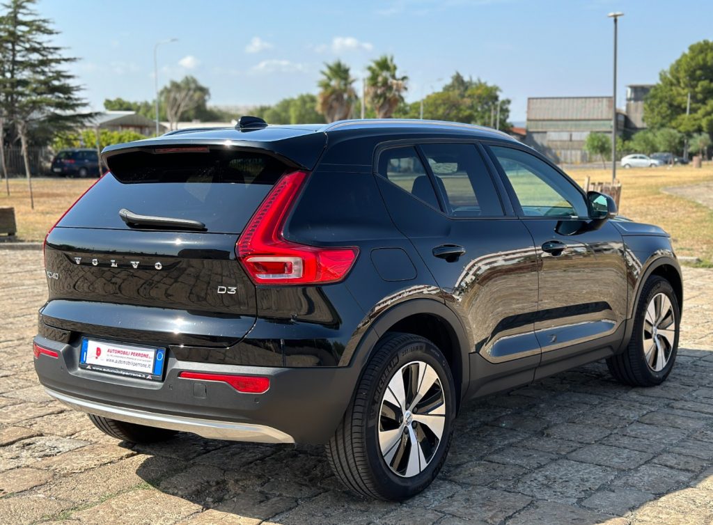 VOLVO XC40 D3 Geartronic Momentum Pro - 14