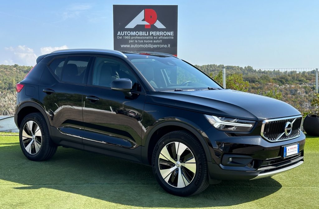 VOLVO XC40 D3 Geartronic Momentum Pro - 3