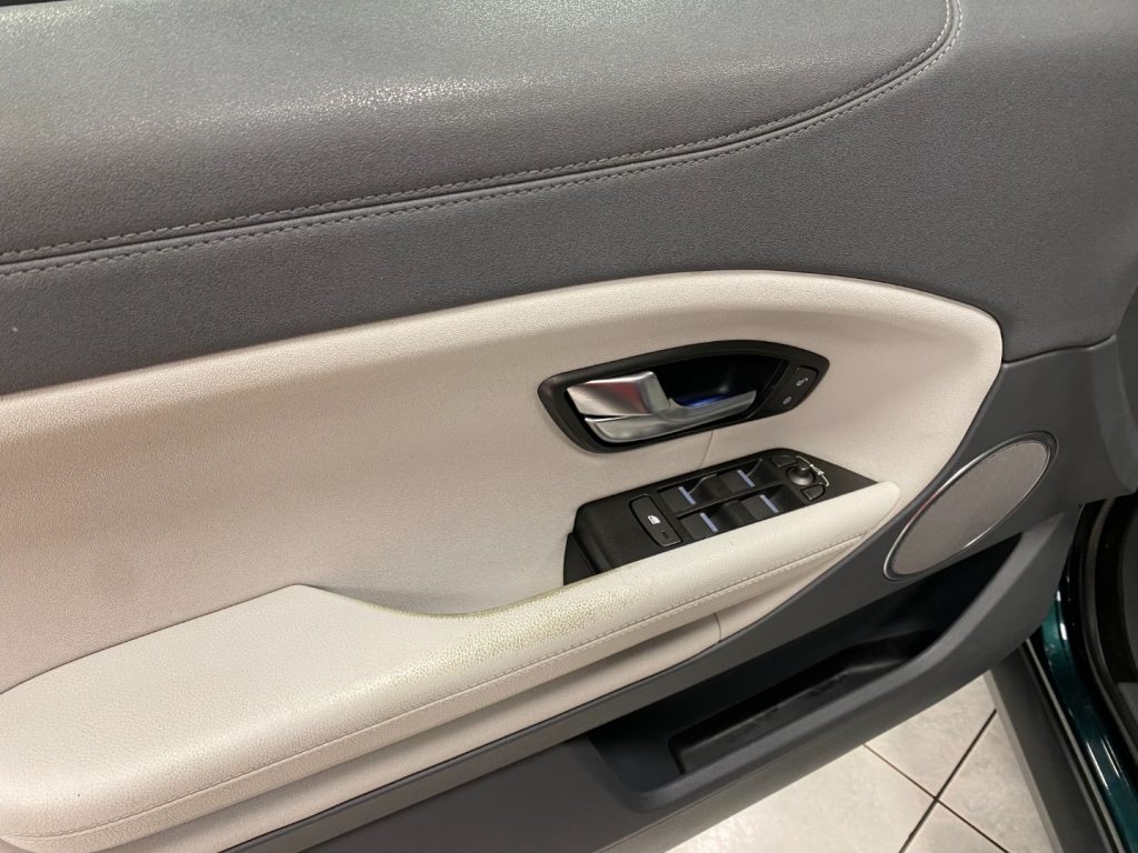 LAND ROVER Range Rover Evoque 2.0 TD4 150 CV 5P AUTO - 17