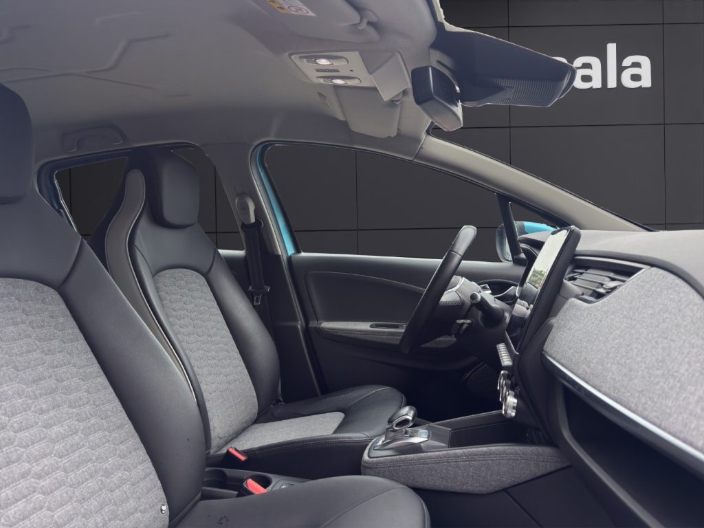 RENAULT ZOE Intens R135 - 18