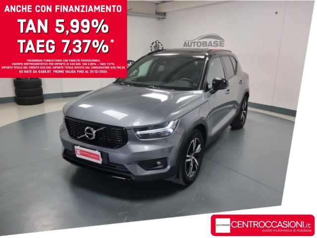 VOLVO XC40 Grigio scuro metallizzato