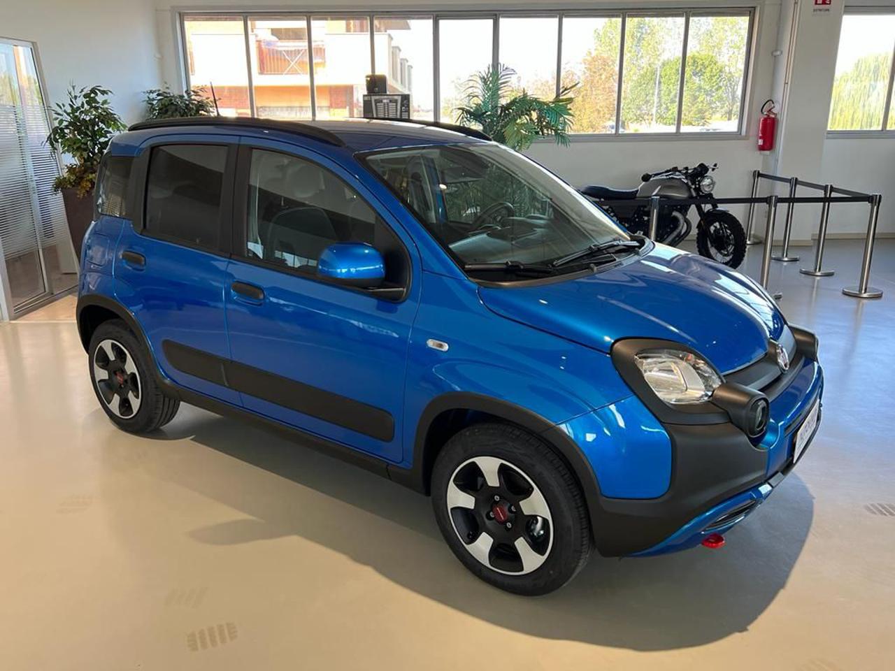 FIAT Panda Cross 1.0 FireFly S&S Hybrid - anteriore-dx