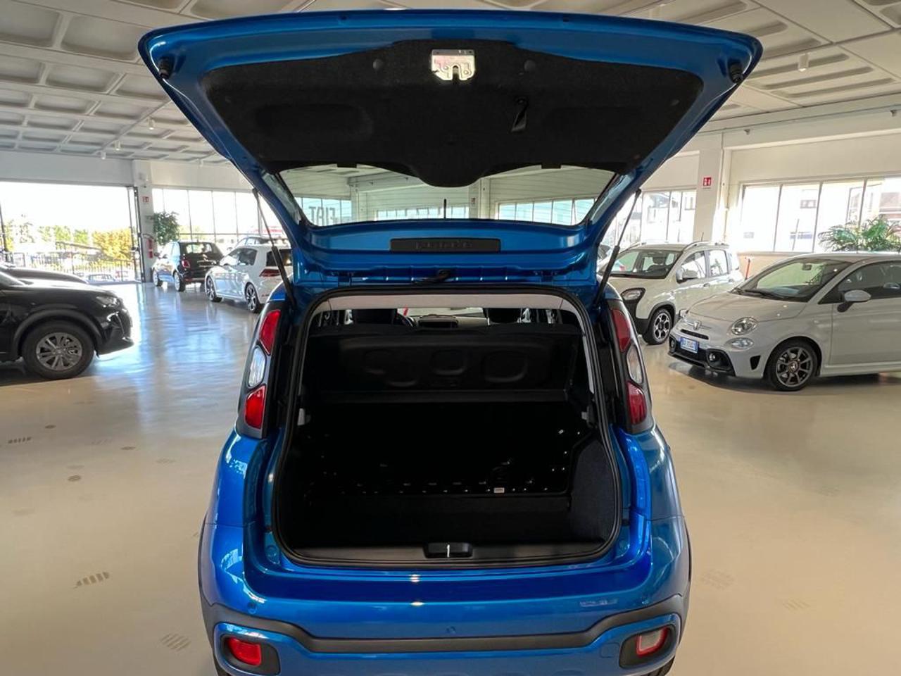 FIAT Panda Cross 1.0 FireFly S&S Hybrid - bagaglio