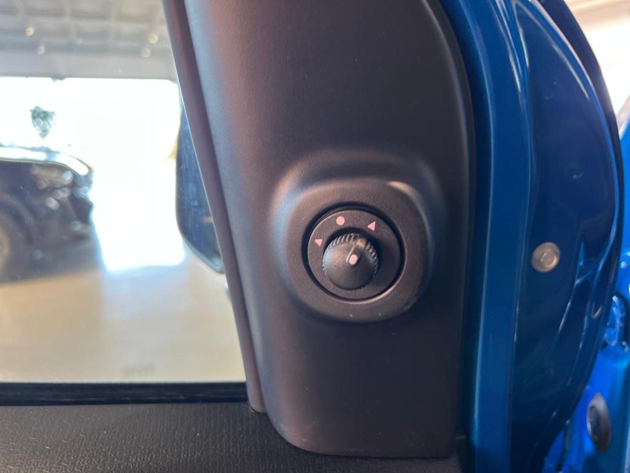 FIAT Panda Cross 1.0 FireFly S&S Hybrid - strumenti-interni