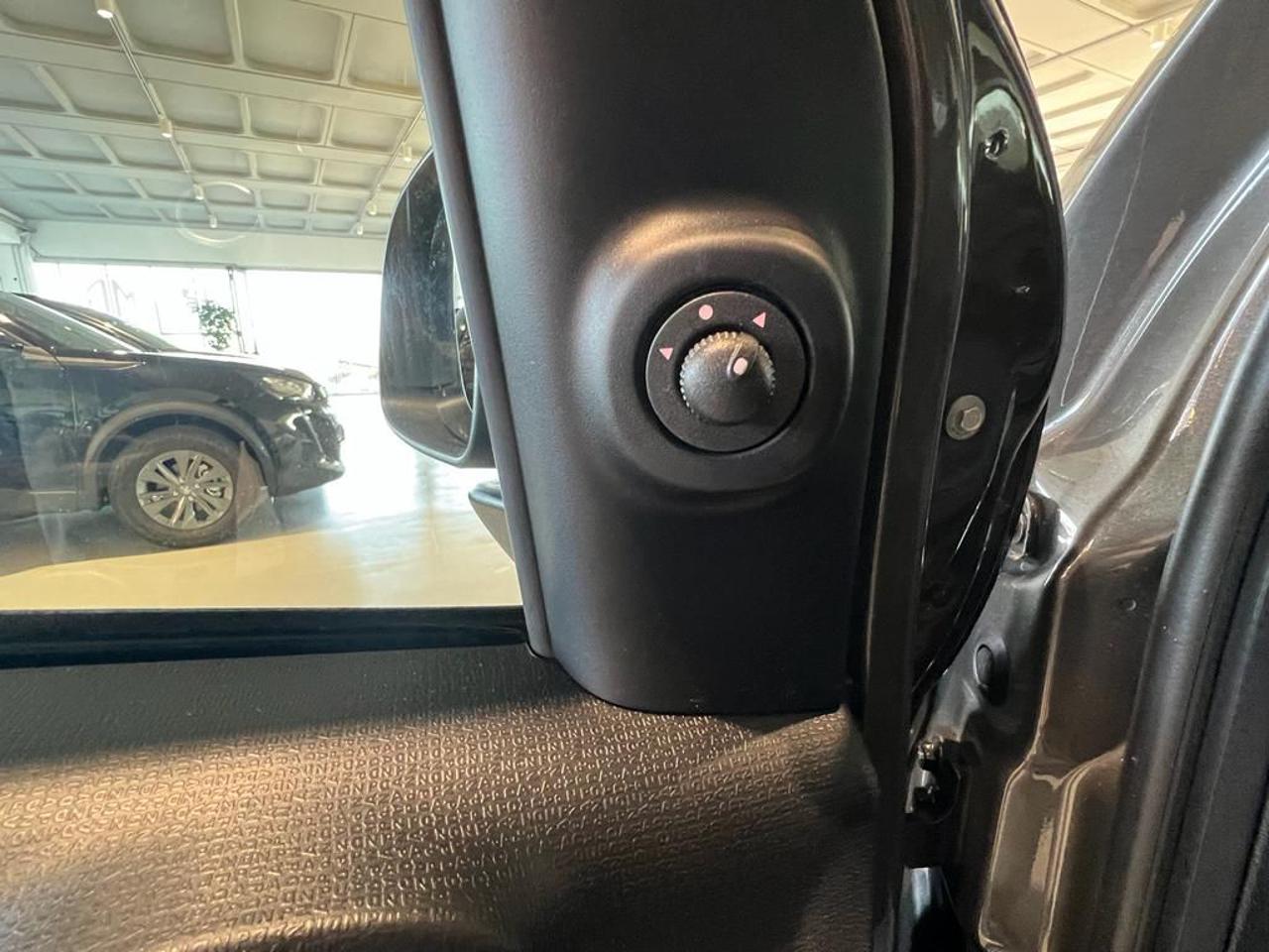 FIAT Panda 1.0 FireFly S&S Hybrid - strumenti-interni