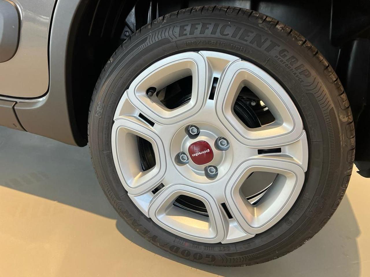FIAT Panda 1.0 FireFly S&S Hybrid - ruote