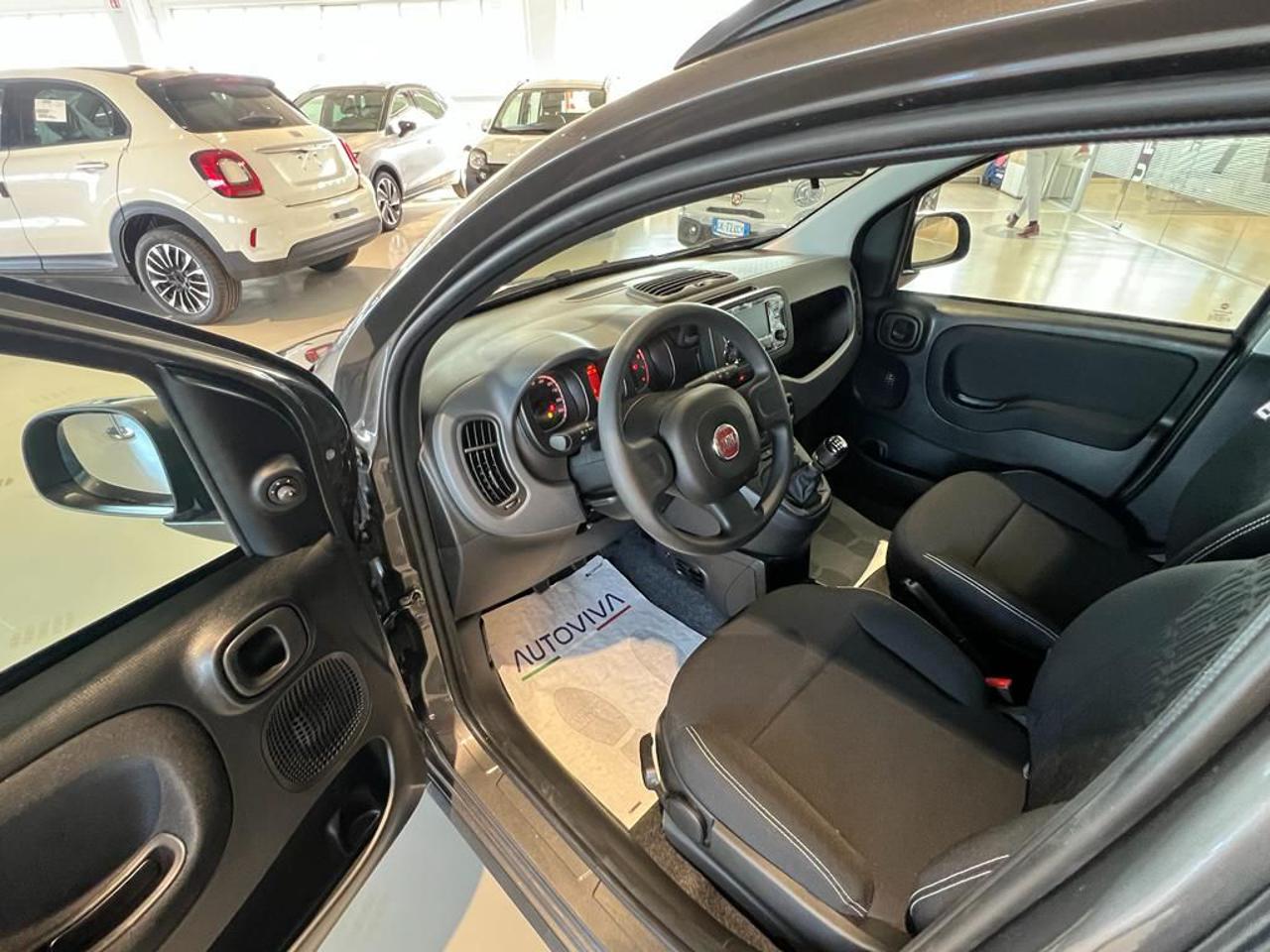 FIAT Panda 1.0 FireFly S&S Hybrid - abitacolo-anteriore