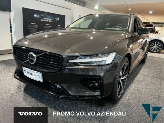 VOLVO V60 B4 (d) automatico Plus Dark 