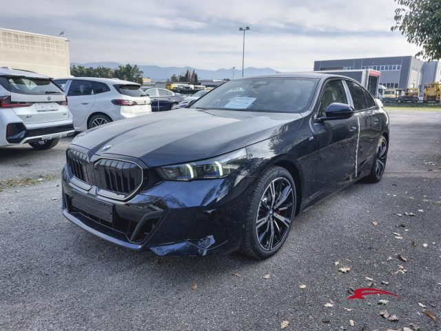 BMW 520 Serie 5 d xDrive M Sport Pro Innovation Travel Pac Nuovo