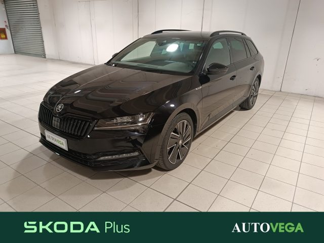 SKODA Superb Nero pastello