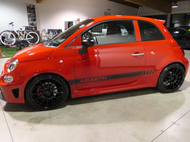 ABARTH 595 Rot pastell
