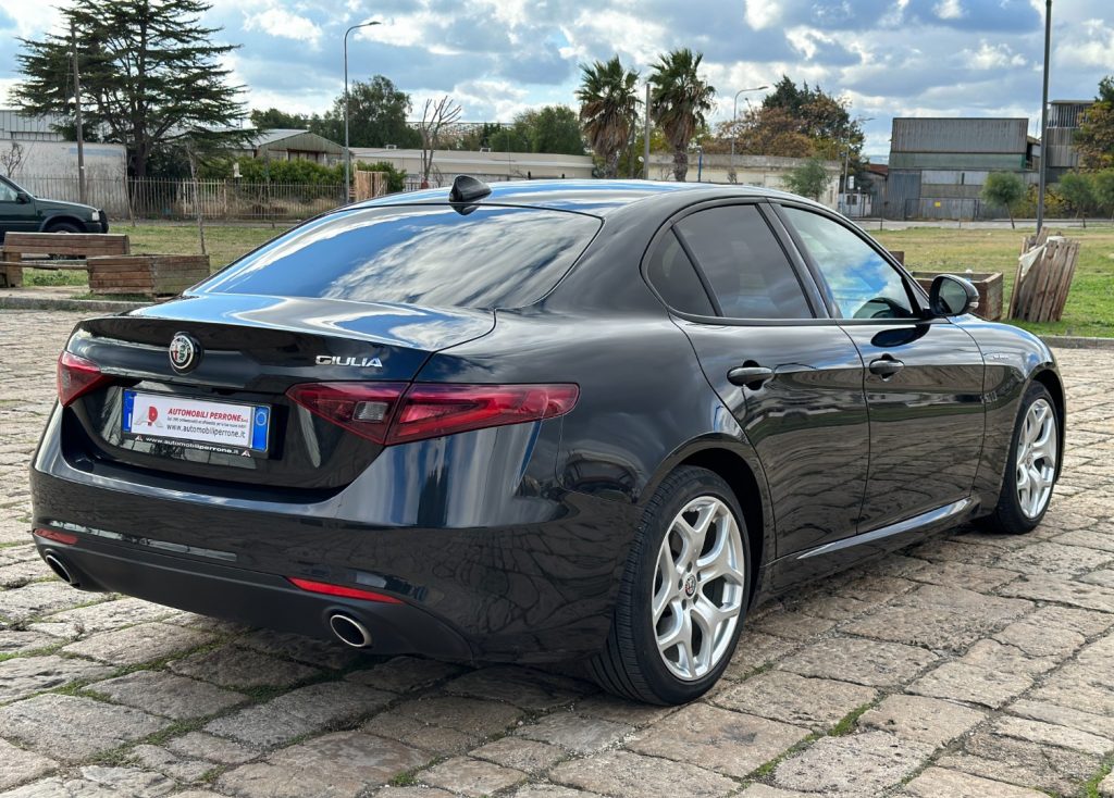 ALFA ROMEO Giulia 2.2 TD 190cv AT8 SUPER (Pelle/LED/APP/Navi) - 13