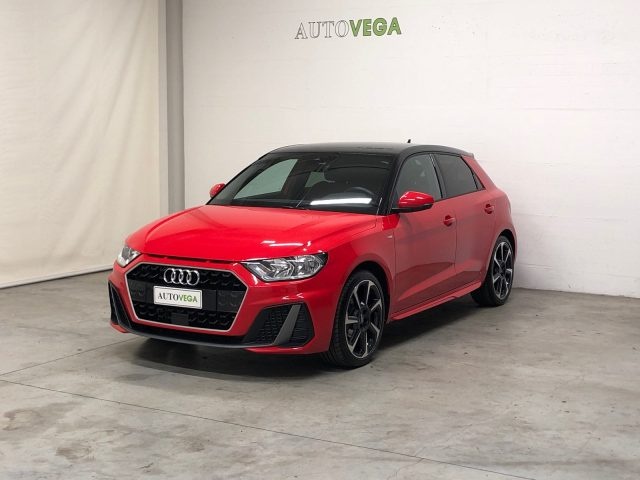 AUDI A1 Rosso pastello