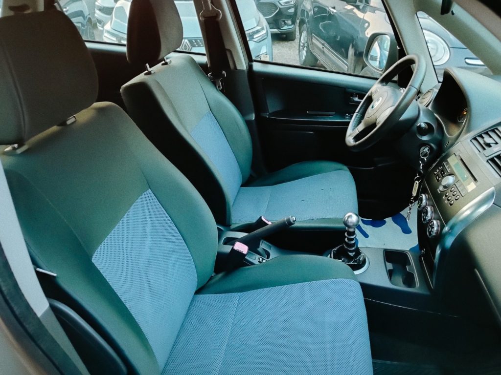 FIAT Sedici 1.9 MJT 4x4 Dynamic - 12