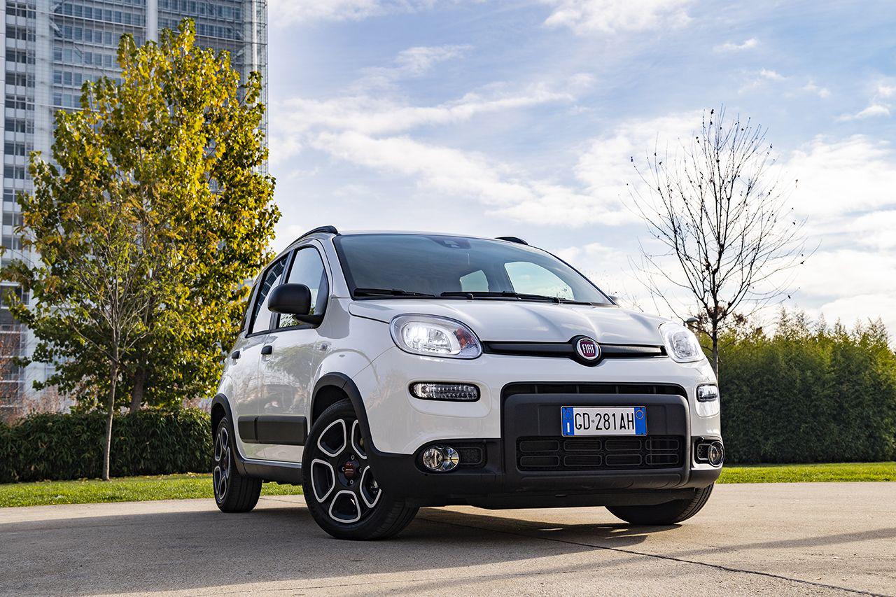 FIAT Panda 1.0 FireFly S&S Hybrid - 1