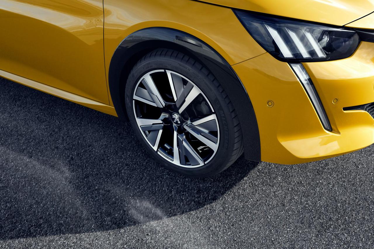 PEUGEOT 208 PureTech 75 Stop&Start 5 porte Active - 24