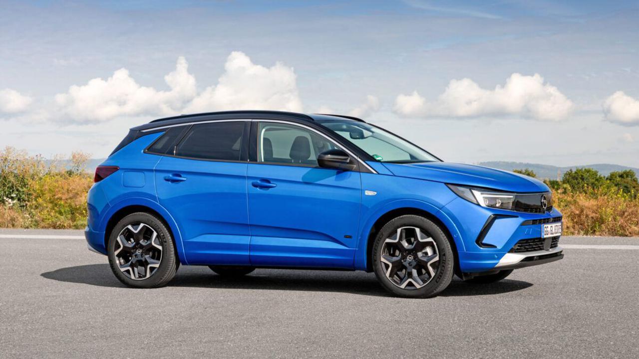 OPEL Grandland 1.2 Turbo 12V 130 CV - 2