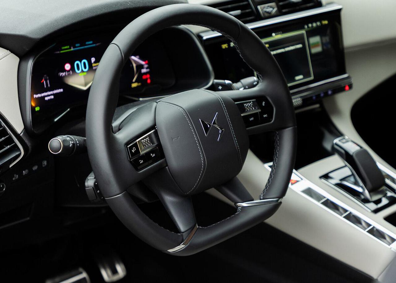 DS AUTOMOBILES DS 7 BlueHDi 130 aut. Bastille Business - 6