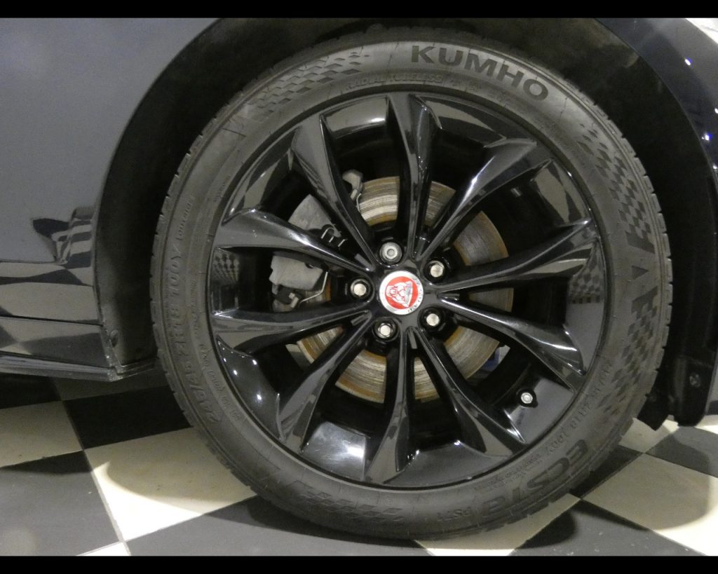 JAGUAR XF Sportbrake 2.0d i4 R-Sport 180cv auto my20 - 4