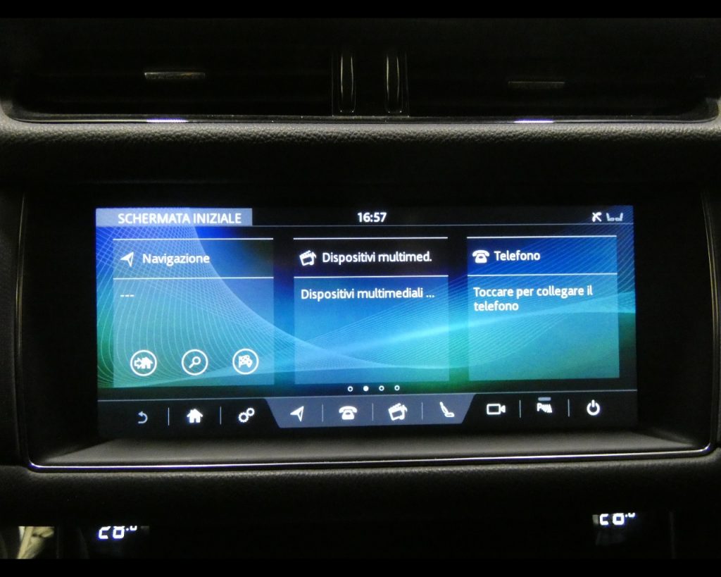 JAGUAR XF Sportbrake 2.0d i4 R-Sport 180cv auto my20 - 12