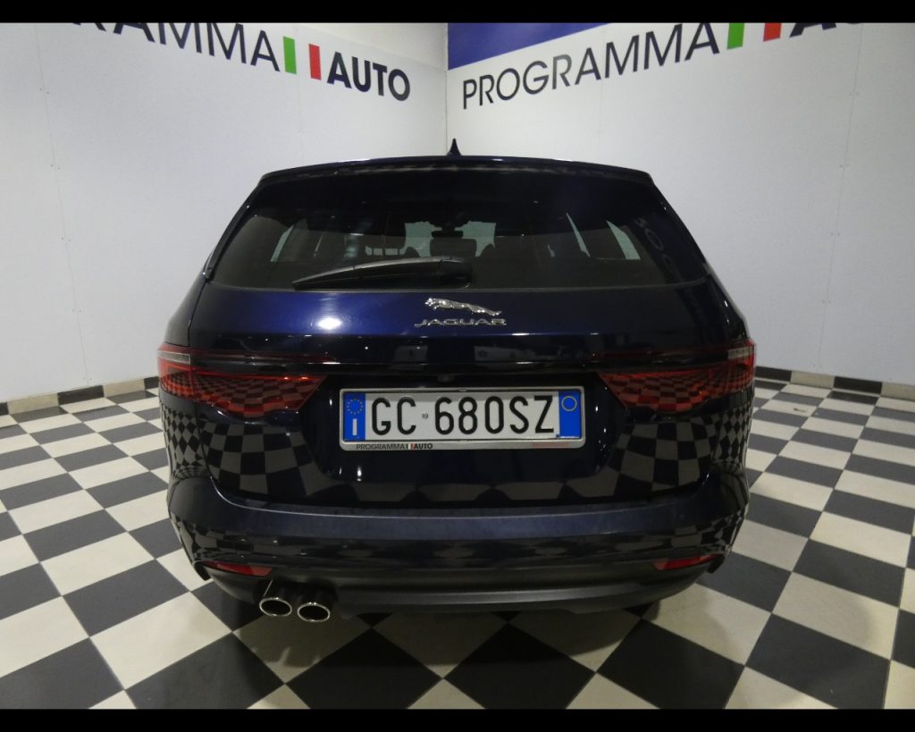 JAGUAR XF Sportbrake 2.0d i4 R-Sport 180cv auto my20 - 21