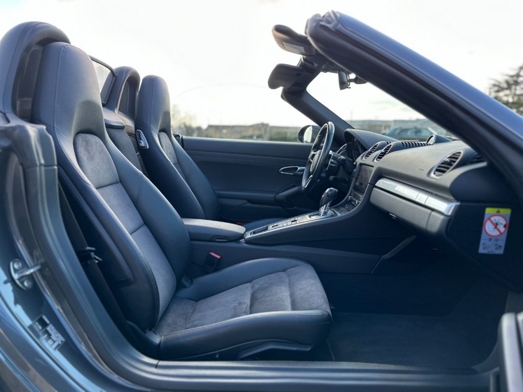 PORSCHE 718 Boxster 2.0 300cv PDK - 22
