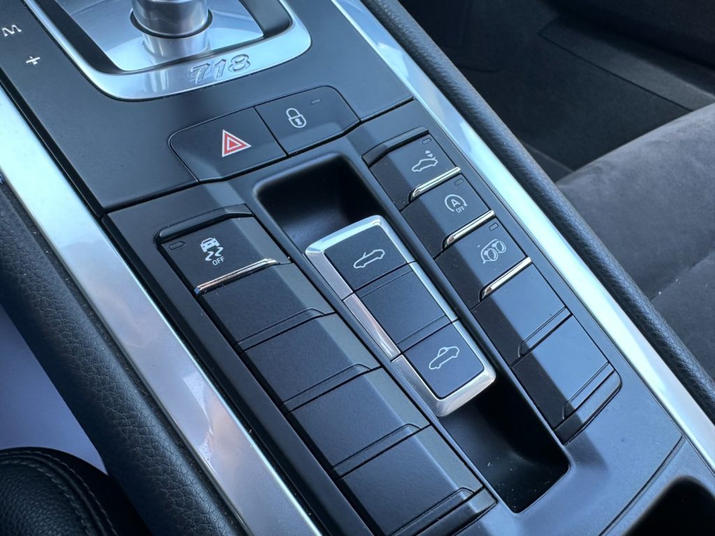 PORSCHE 718 Boxster 2.0 300cv PDK - 38