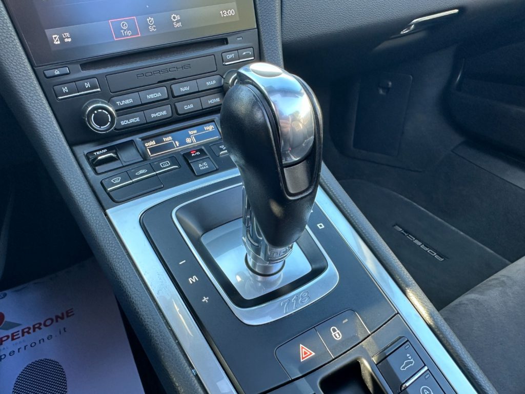 PORSCHE 718 Boxster 2.0 300cv PDK - 10