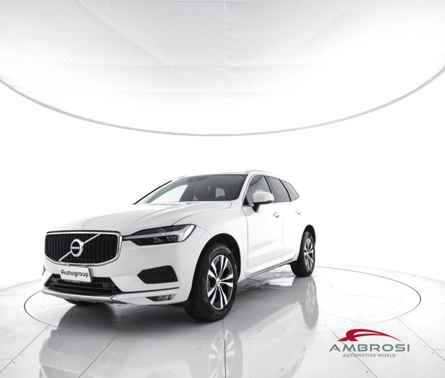 VOLVO XC60 B4 (d) AWD Geartronic Business Plus 