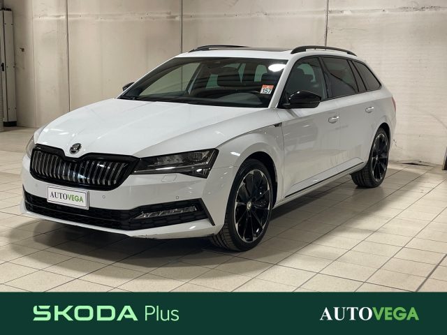 SKODA Superb Bianco pastello