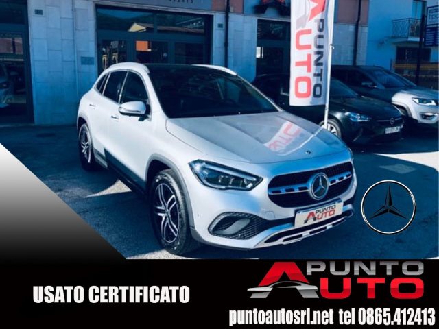 MERCEDES-BENZ GLA 200 d Automatic Business Extra TETTO 