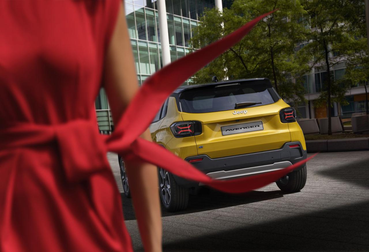JEEP Avenger 1.2 Turbo Summit - 8