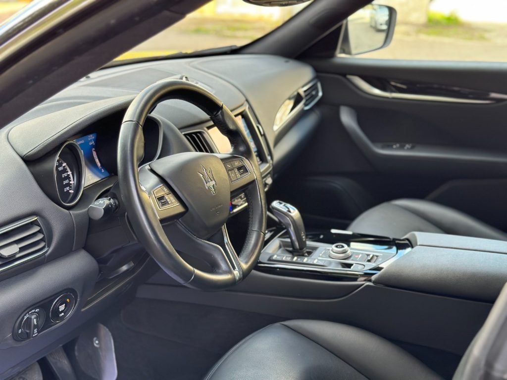 MASERATI Levante V6 Diesel 250cv AWD Granlusso MY19 - 6