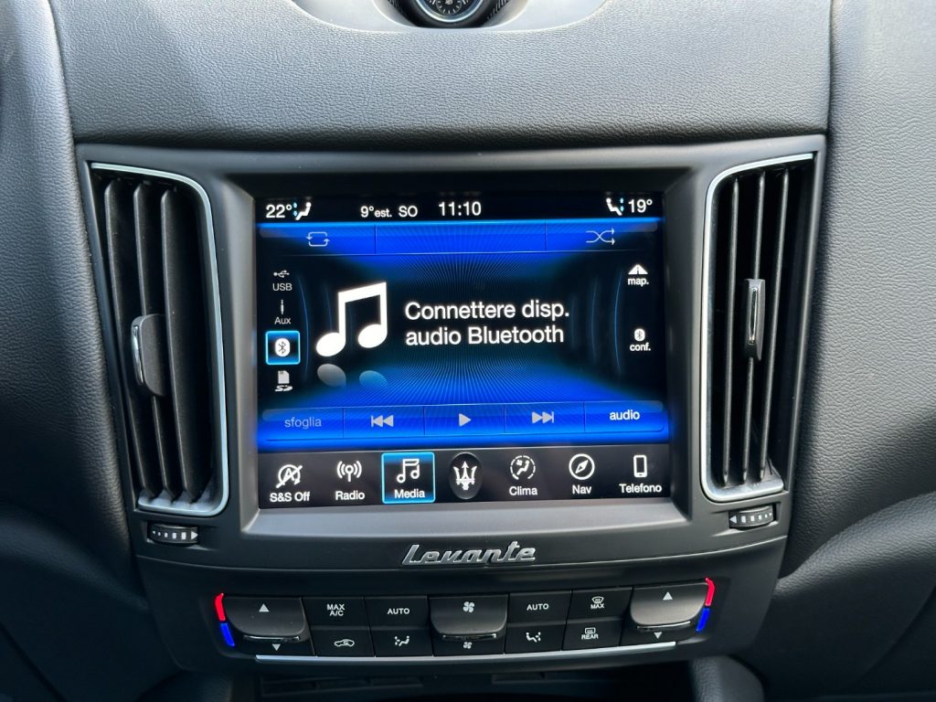 MASERATI Levante V6 Diesel 250cv AWD Granlusso MY19 - 31