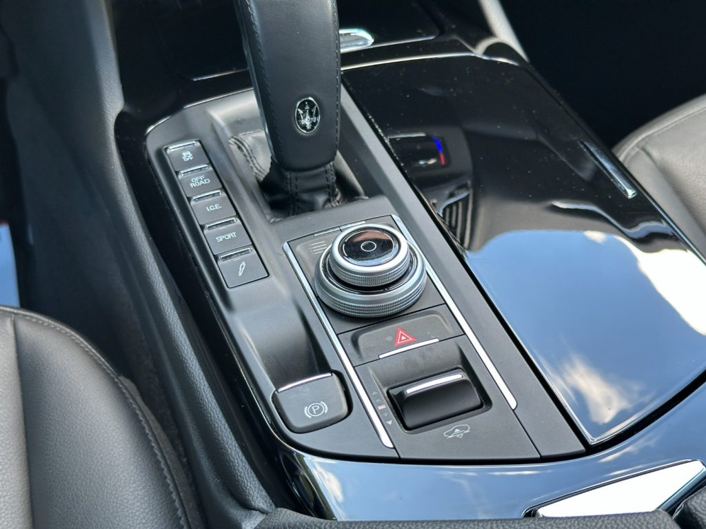 MASERATI Levante V6 Diesel 250cv AWD Granlusso MY19 - 33